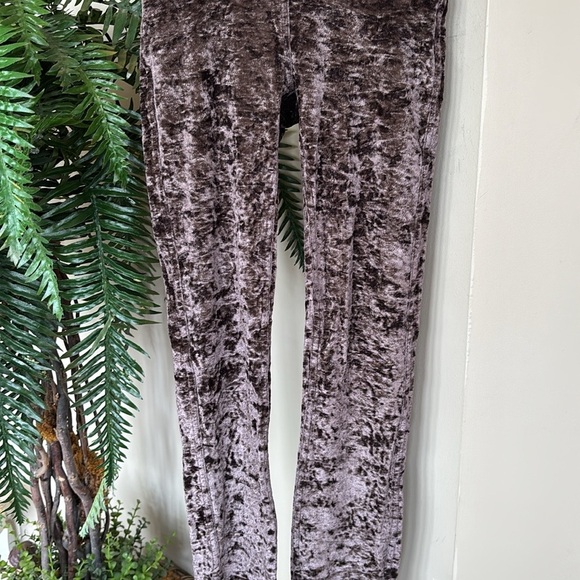 Lululemon Wunder Lounge High-Rise Tight 28" Crushed Velvet Special Edition Brown - Picture 7 of 16